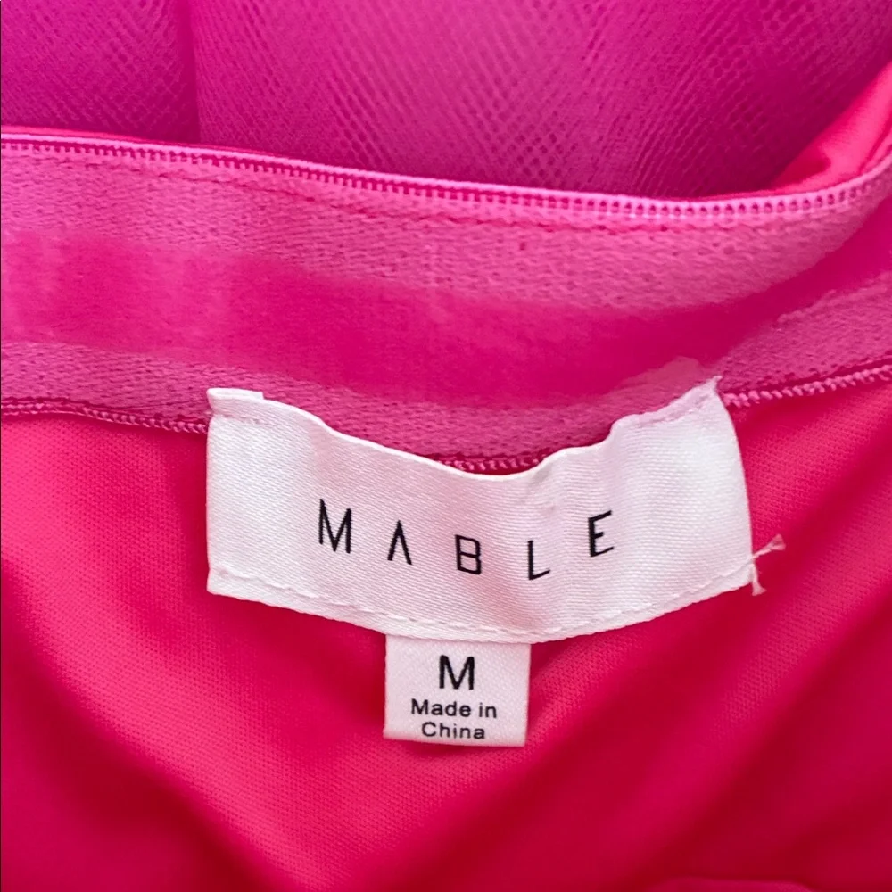 MARBLE Bright Pink Garment - Picture 2 of 4